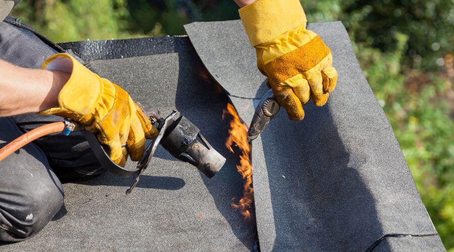 Professional gutter cleaning in Sturbridge, MA